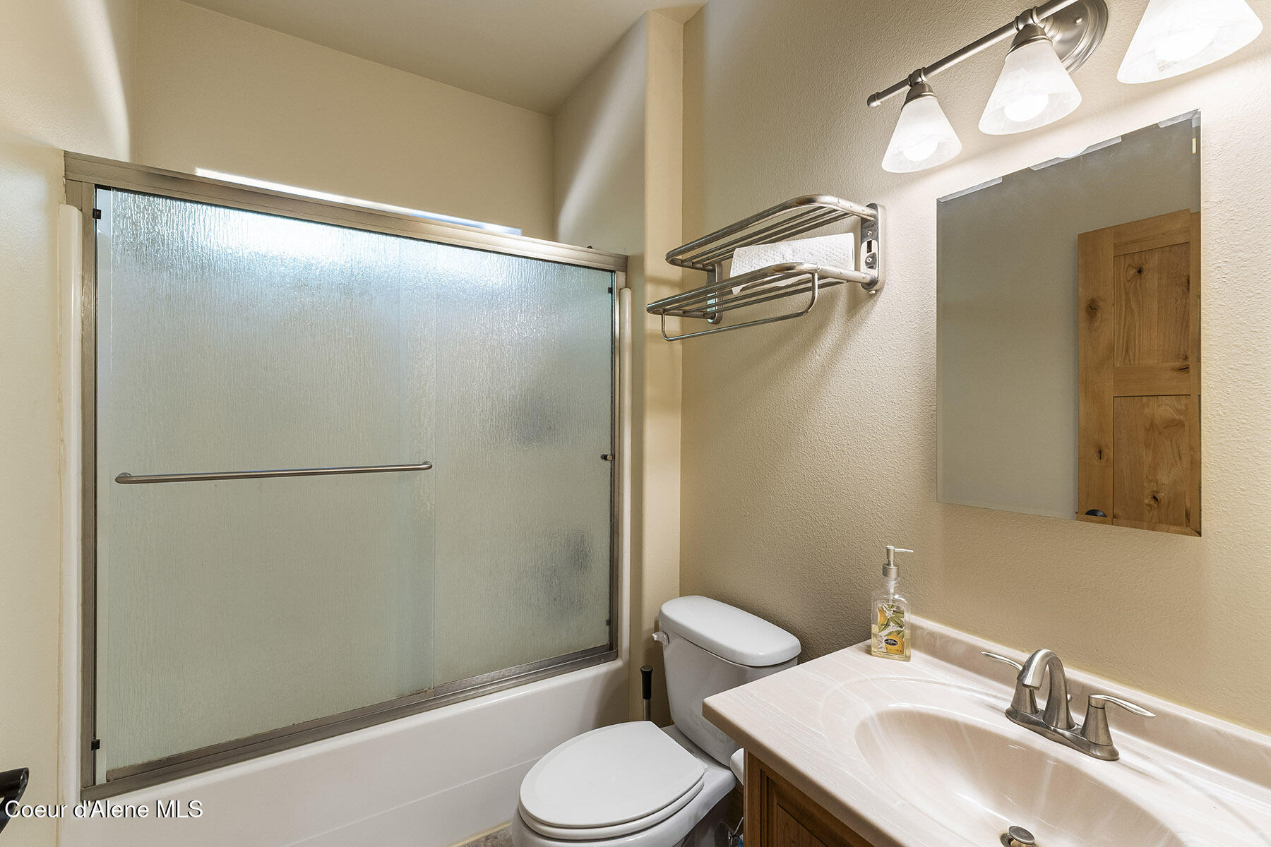 25400 North Lantern Hill Road Rathdrum, ID 83858 - Photo 24 of 45 25400-N-Lantern-Hill-Rd-3931