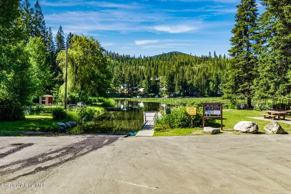 $1,350,000 | 25400 North Lantern Hill Road, Rathdrum, ID 83858