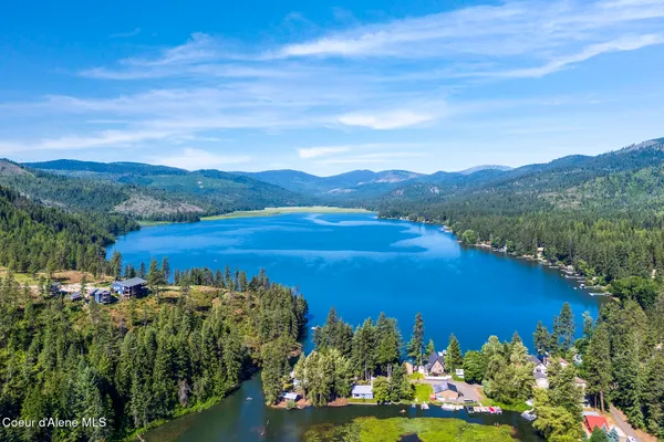 $1,350,000 | 25400 North Lantern Hill Road, Rathdrum, ID 83858