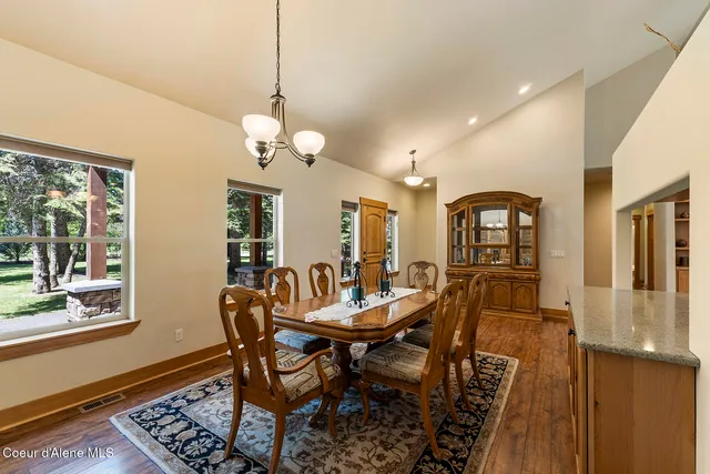 $1,350,000 | 25400 North Lantern Hill Road, Rathdrum, ID 83858