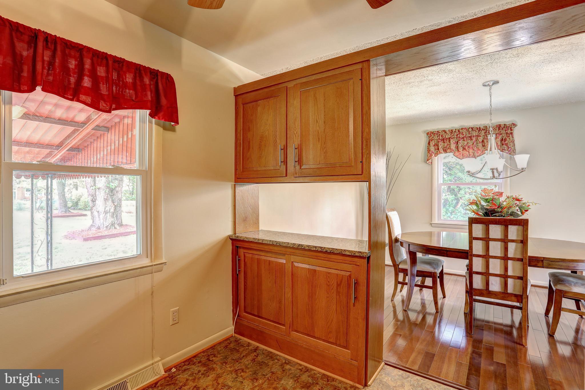 2104 Gaybrook Road Baltimore, MD 21244 - Photo 11 of 29 Ample cabinets and space for table