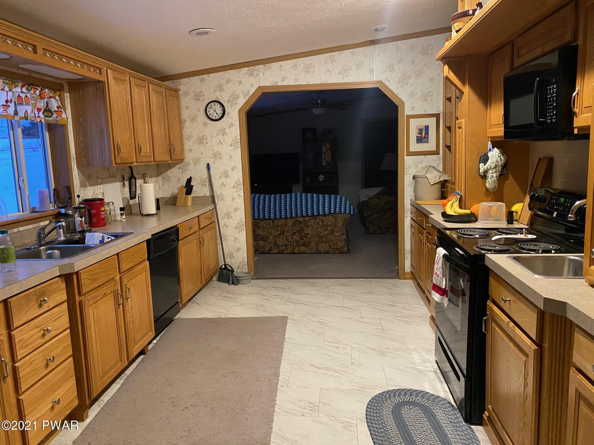 25 Bayly Road Honesdale, PA 18431 - Photo 6 of 14