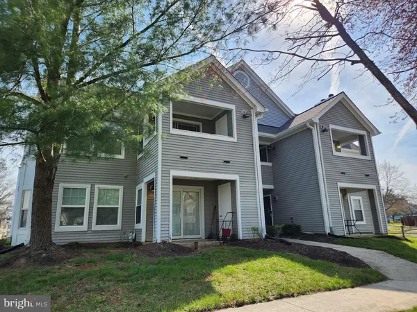 $2,100 | 14005 Lord Marlborough Place, Unit 215, Upper Marlboro, MD 20772