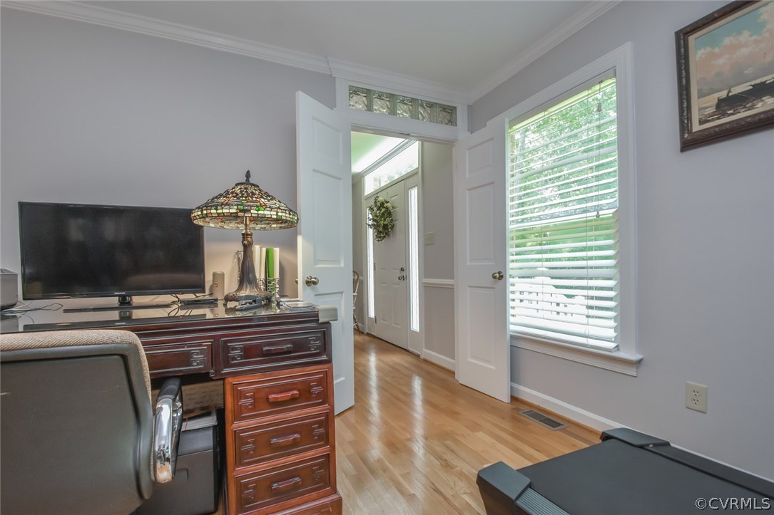20301 Rowanty Road Carson, VA 23830 - Photo 10 of 50 a view of a livingroom with furniture window and wooden floor