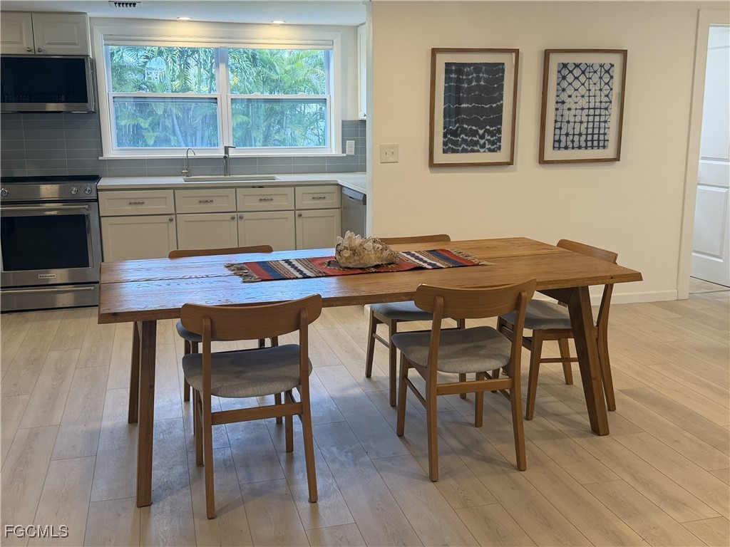 751 Fox Street Longboat Key, FL 34228 - Photo 24 of 49