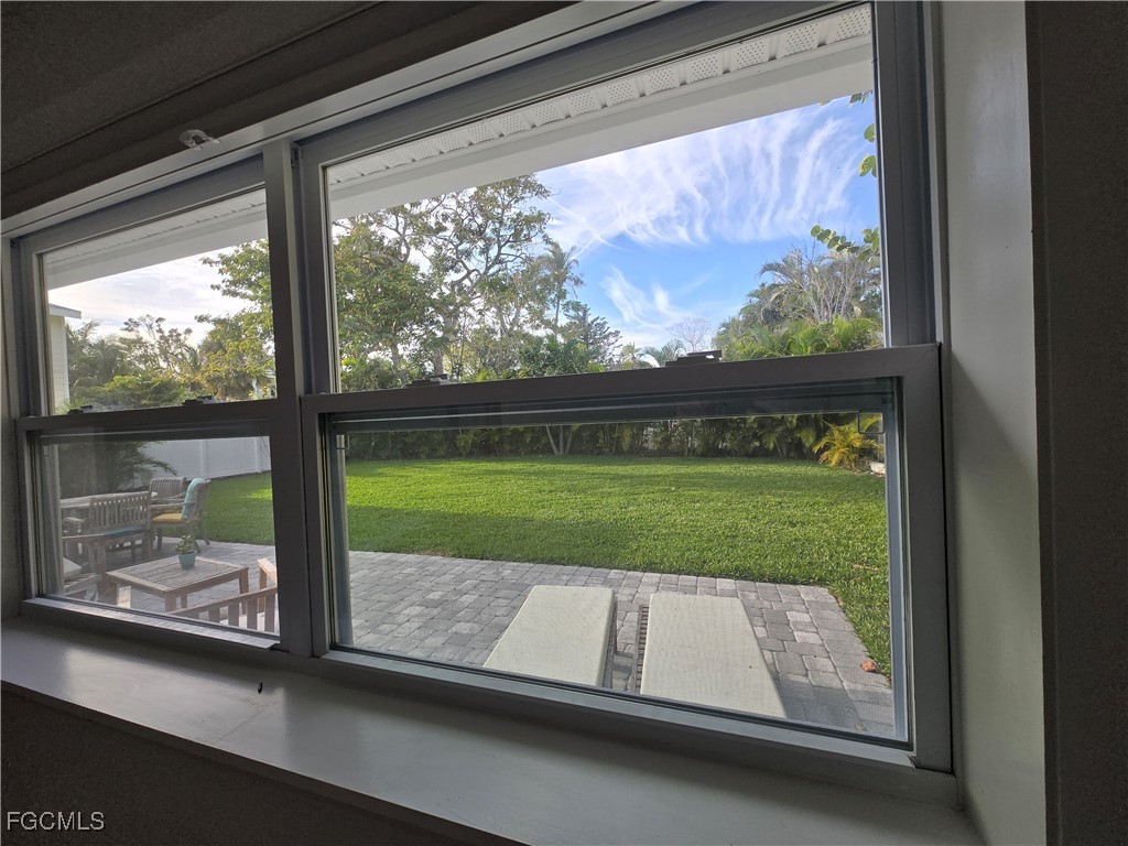 751 Fox Street Longboat Key, FL 34228 - Photo 28 of 49