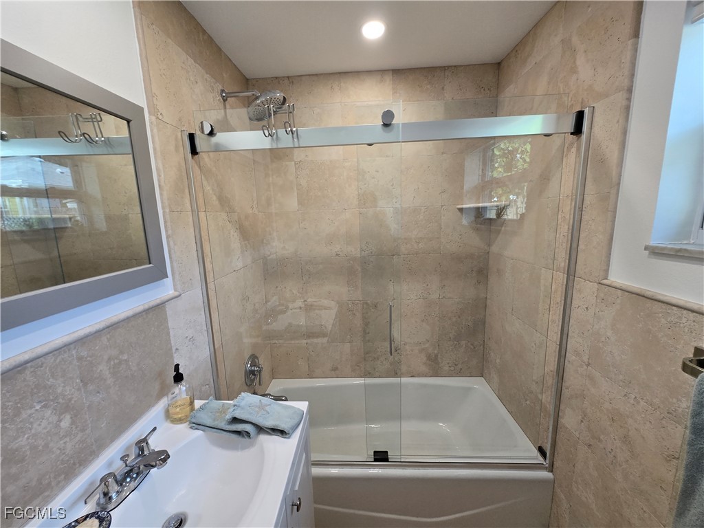 751 Fox Street Longboat Key, FL 34228 - Photo 32 of 49