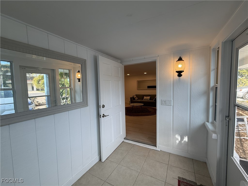 751 Fox Street Longboat Key, FL 34228 - Photo 33 of 49