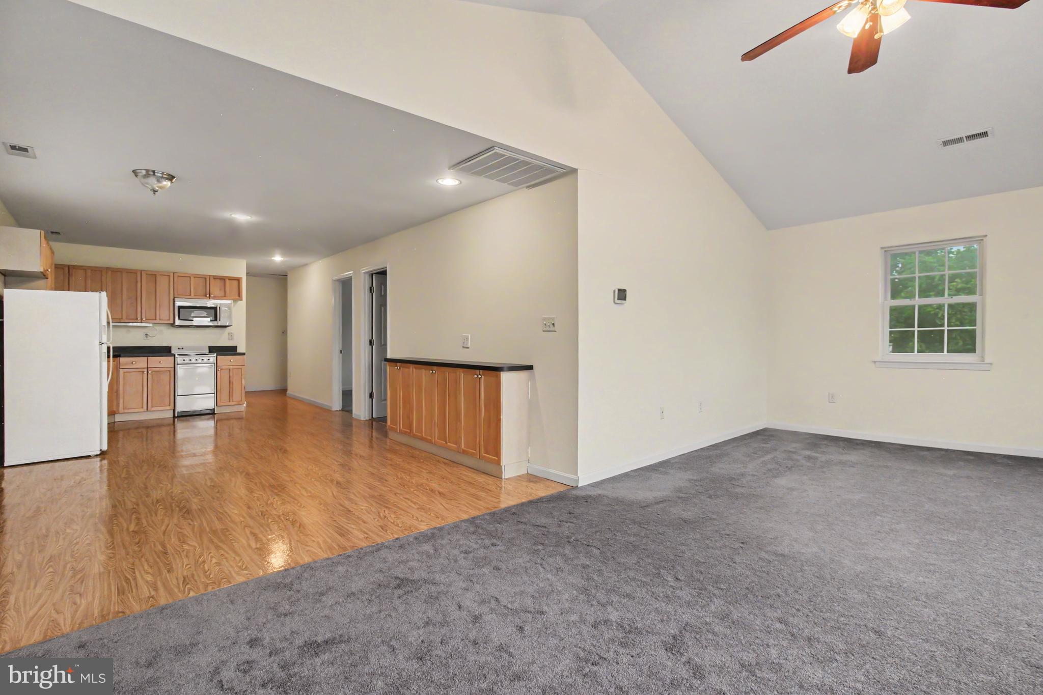 1702 Oakfield Avenue Baltimore, MD 21221 - Photo 6 of 16