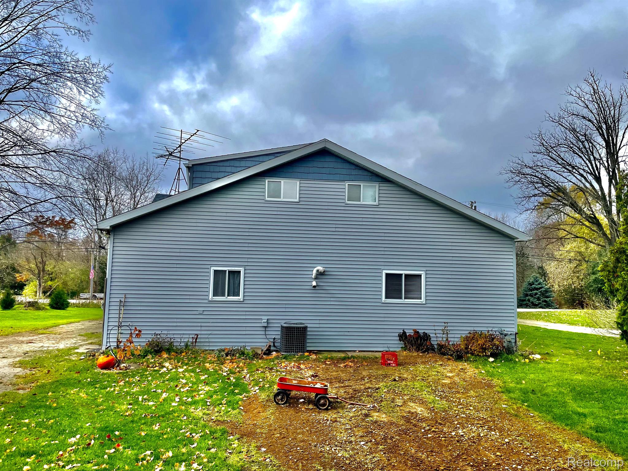 71628 Coon Creek Road Armada, MI 48005 - Photo 4 of 21 Gallery Image 4
