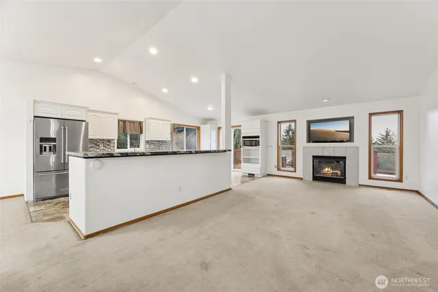 $734,990 | 16322 37th St Court East, Lake Tapps, WA 98391