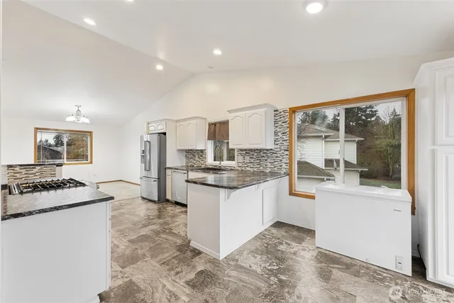 $734,990 | 16322 37th St Court East, Lake Tapps, WA 98391