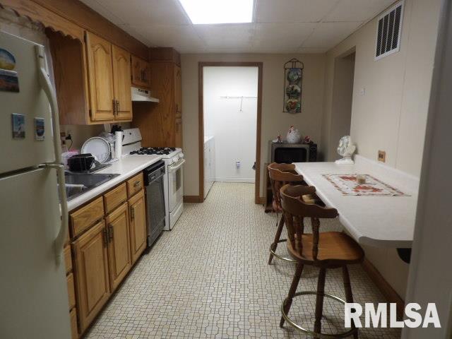 2050 Raleigh Road Eldorado, IL 62930 - Photo 9 of 27 Gallery Image 9
