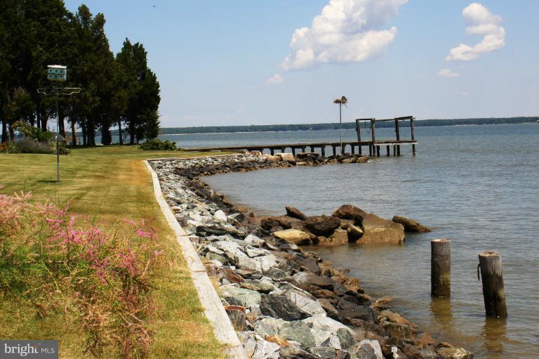 5947 Horns Point Road Cambridge, MD 21613 - Photo 14 of 30 View
