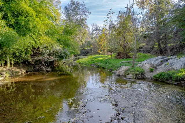 $929,000 | 5520 Virginiatown Road, Newcastle, CA 95658