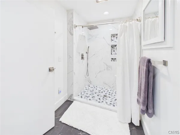 $359,900 | 781 Sleepy Hollow Road, Cortlandville, NY 13045