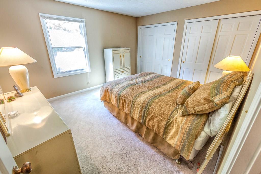 8748 Sawleaf Road Indianapolis, IN 46260 - Photo 16 of 24 Gallery Image 16