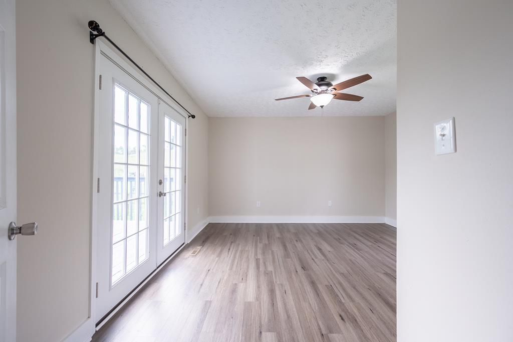 1448 Fort Chiswell Road Max Meadows, VA 24360 - Photo 12 of 51 Gallery Image 12