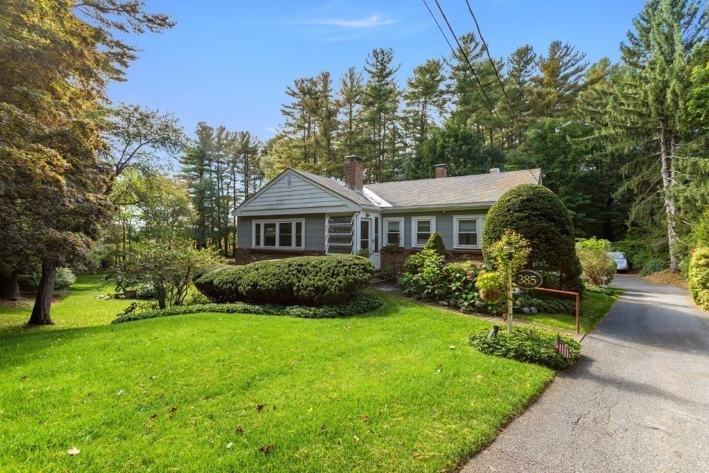 385 Summer Street, Lynnfield, MA 01940 Compass