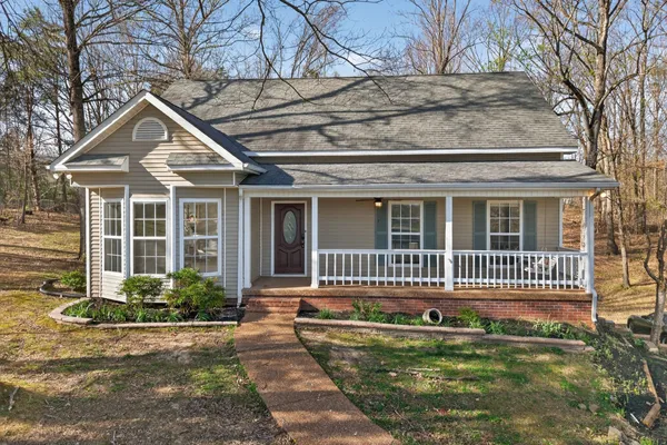 $499,900 | 608 Beechtree Court, Burns, TN 37029