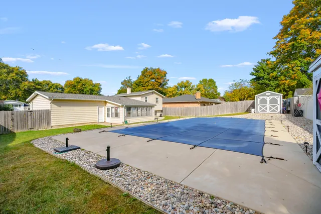 $279,900 | 767 Cambridge Drive, Battle Creek, MI 49015