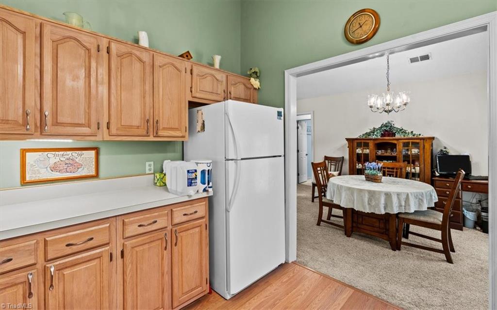 814 James Road High Point, NC 27265 - Photo 16 of 35