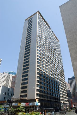 $169,500 | 535 North Michigan Avenue, Unit 1812, Chicago, IL 60611