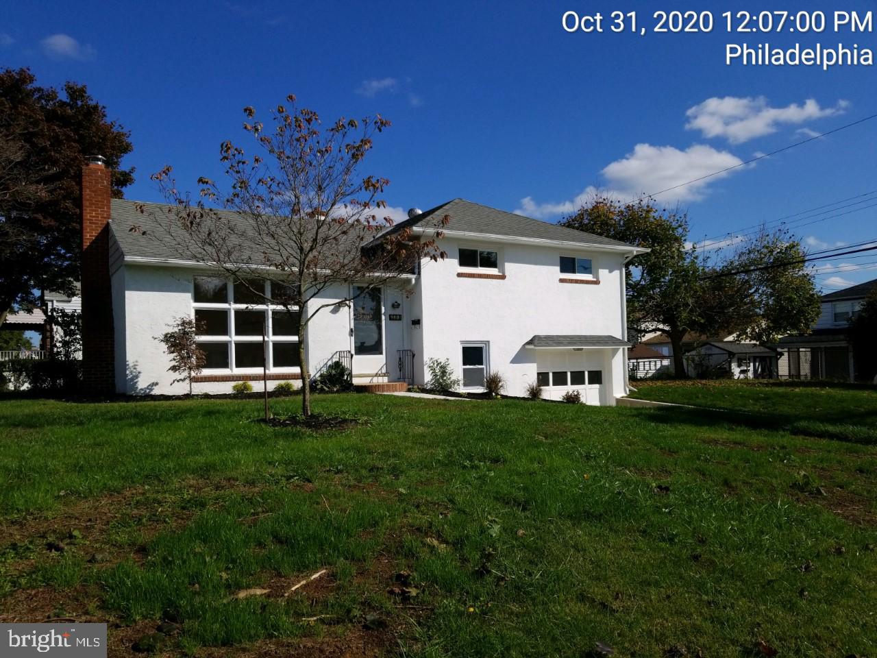 9801 Woodfern Road Philadelphia, PA 19115 - Photo 2 of 27