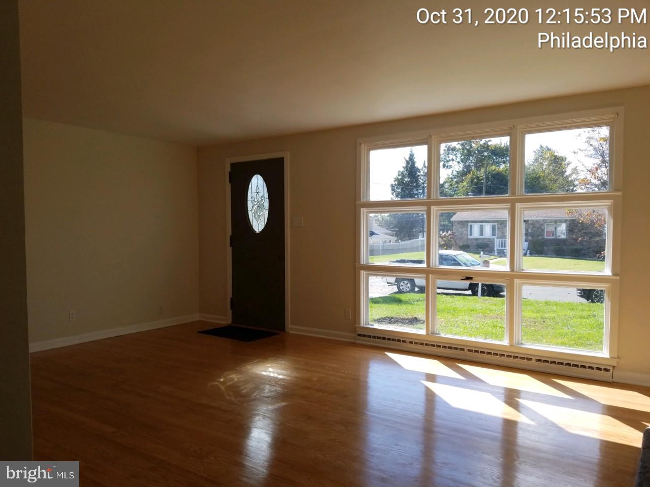 9801 Woodfern Road Philadelphia, PA 19115 - Photo 9 of 27