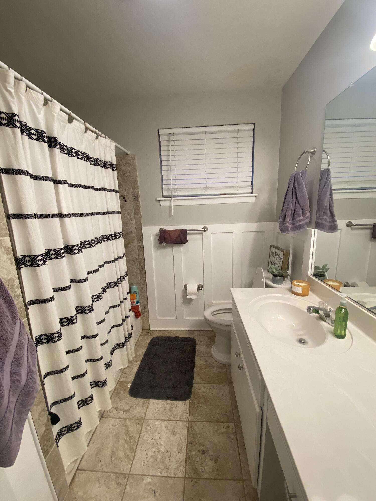 1028 River Ridge Drive Augusta, GA 30909 - Photo 12 of 12 Hall Bathroom