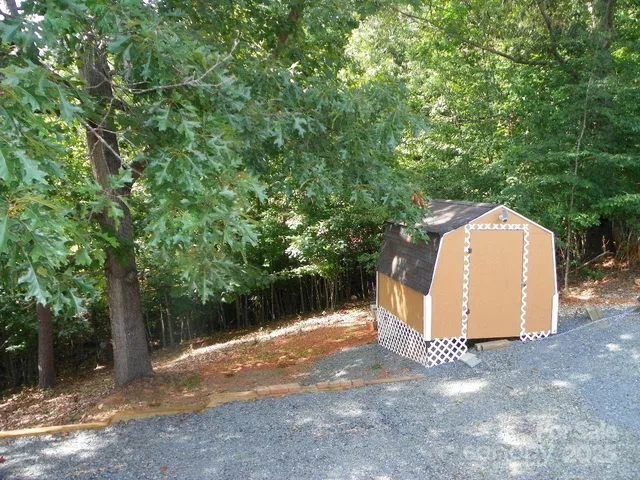 a view of a outdoor space