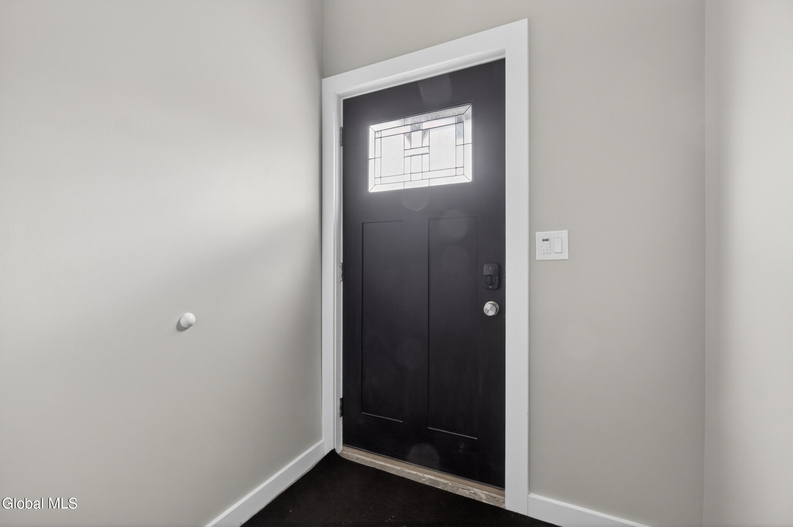 20 Monroe Street Schenectady, NY 12305 - Photo 3 of 44 34-DSC07939