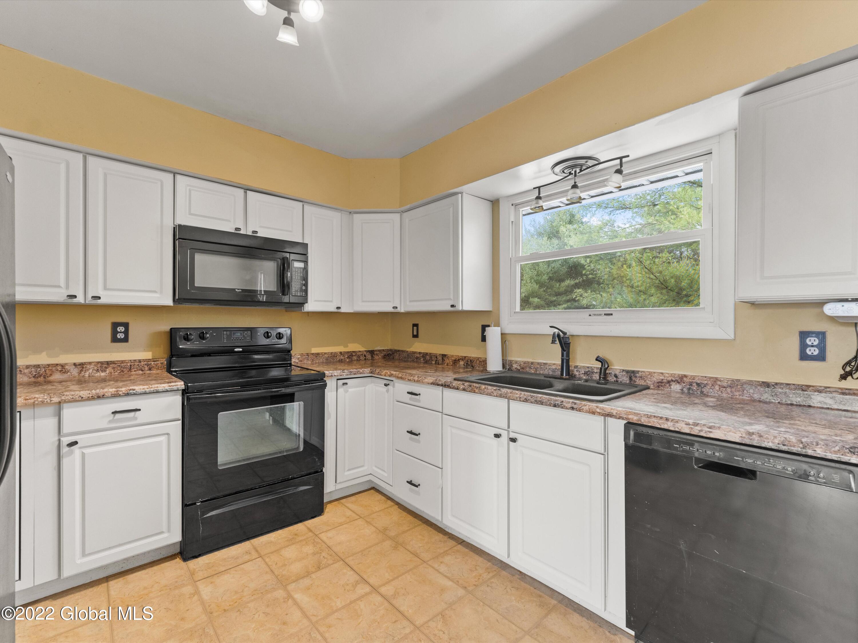 30 Duncan Road Gansevoort, NY 12831 - Photo 12 of 33 23-DSC06186