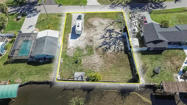 $280,000 | 8615 Parkway Circle, Riverview, FL 33569