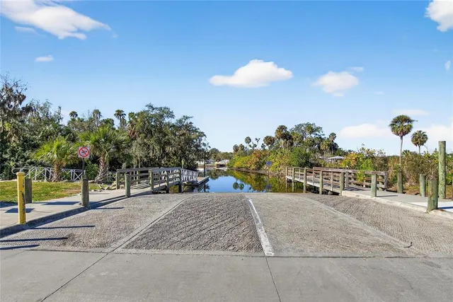 $280,000 | 8615 Parkway Circle, Riverview, FL 33569