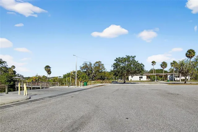 $280,000 | 8615 Parkway Circle, Riverview, FL 33569