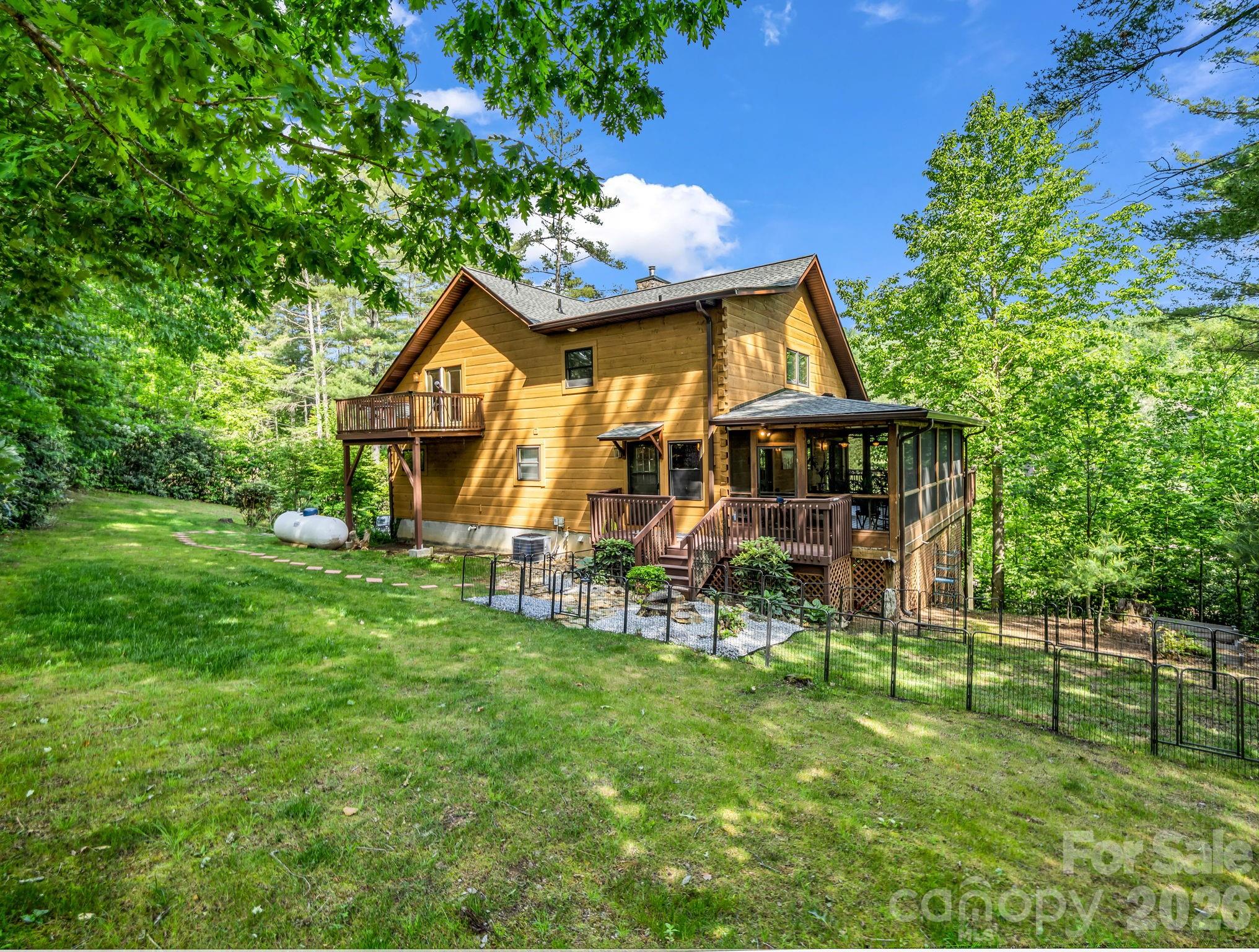 247 Woods Road Spruce Pine, NC 28777 - Photo 5 of 24