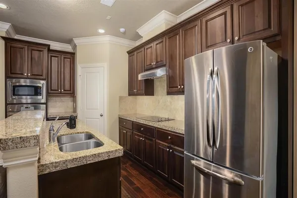 $3,100 | 2050 Palm Forest Lane, Houston, TX 77077
