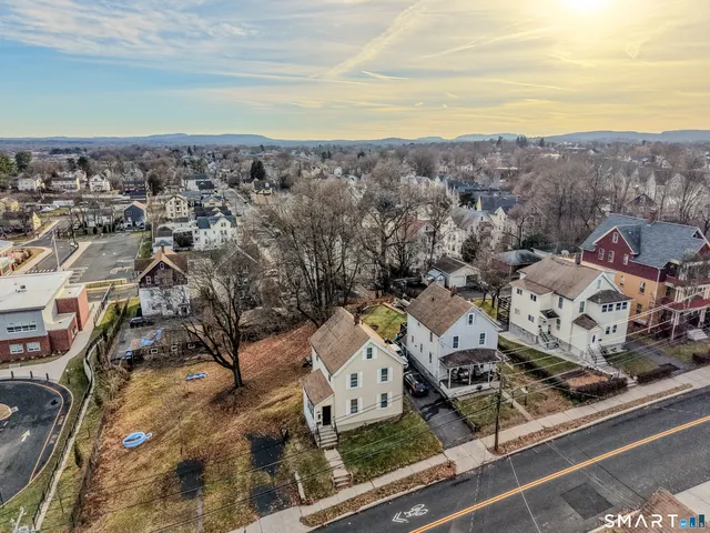 $329,900 | 33 Sunrise Avenue, New Britain, CT 06051