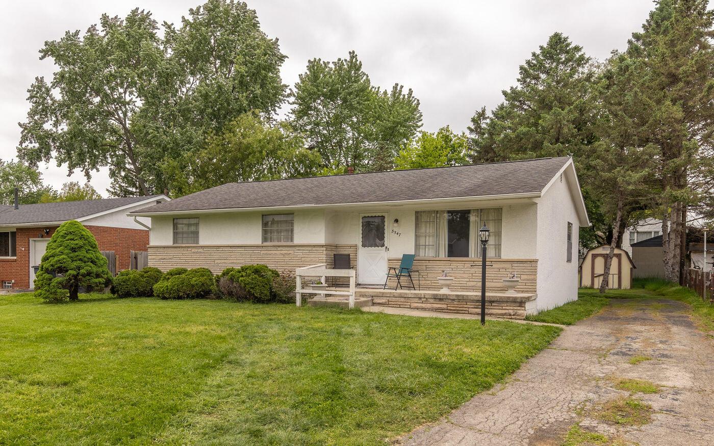3547 Noe Bixby Road Columbus, OH 43232 - Photo 3 of 27 3