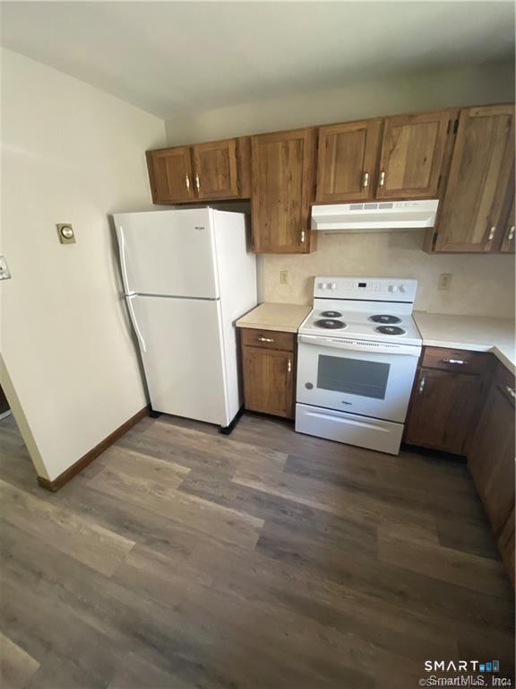 302 Boston Post Road Waterford, CT 06385 - Photo 4 of 10