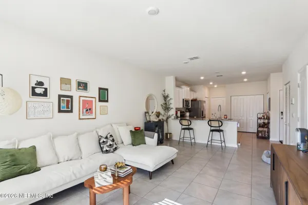 $275,000 | 27 Oarsman Crossing Dr Street, St. Augustine, FL 32095