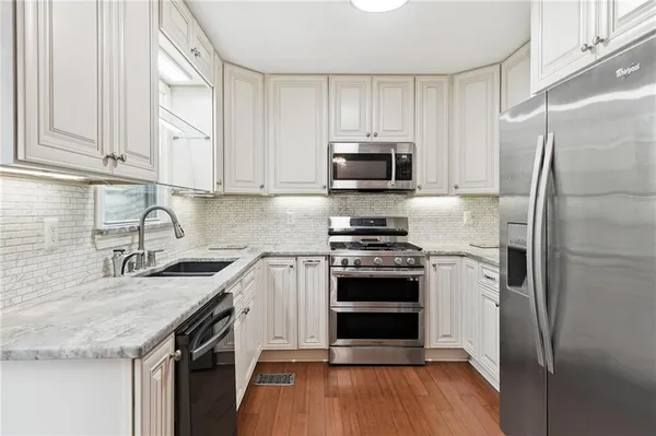 $399,000 | 360 Crestwood Drive, Canton, GA 30114