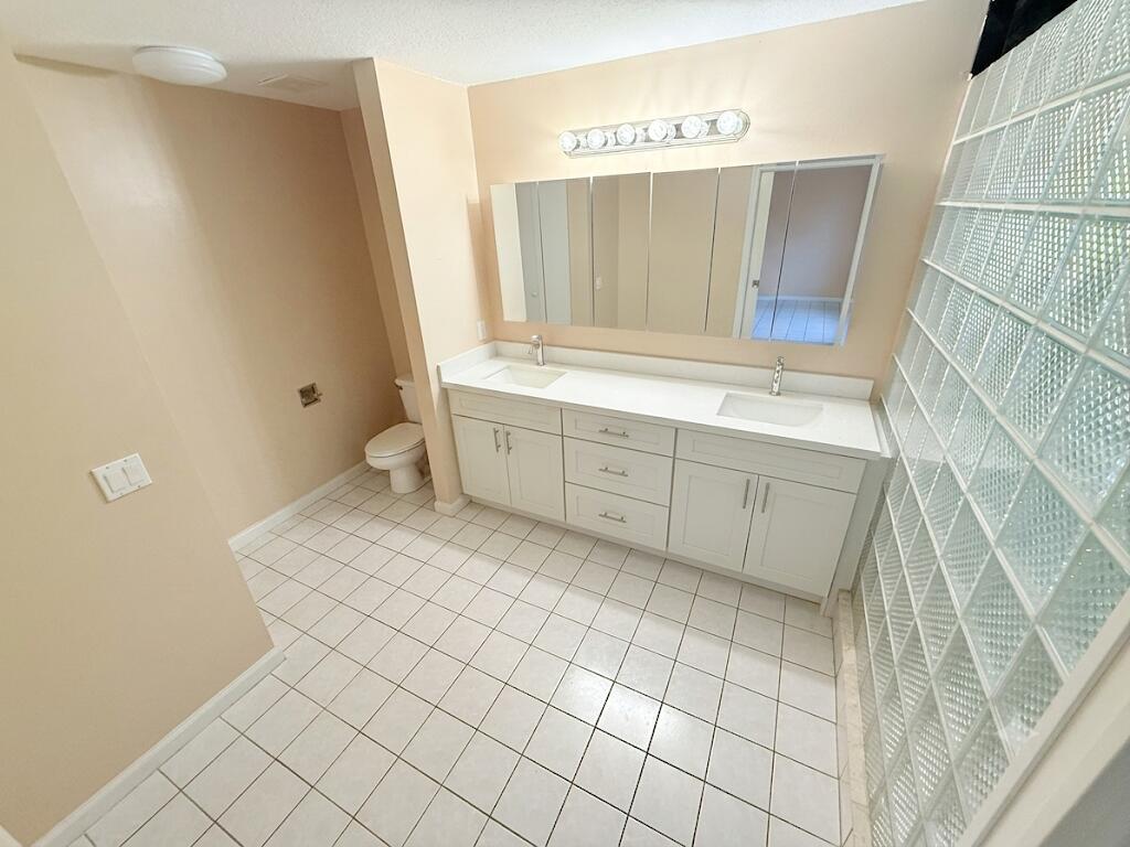 13338 76th Road North The Acreage, FL 33412 - Photo 6 of 12 Bathroom