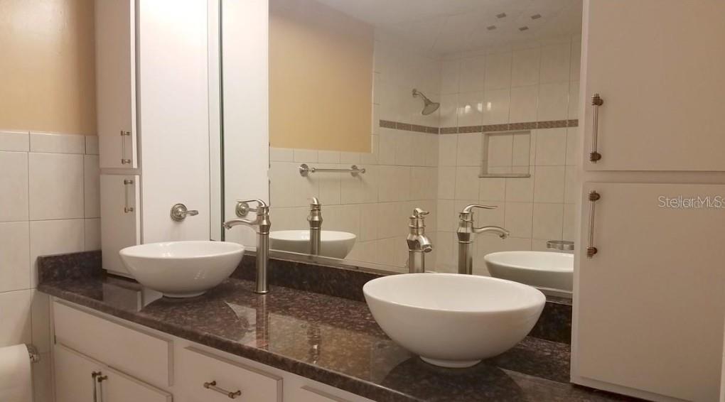 2921 West Walnut Street Tampa, FL 33607 - Photo 8 of 12