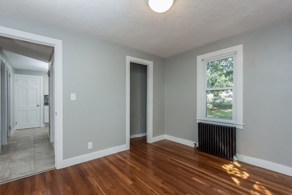 37 Granger Street Springfield, MA 01119 - Photo 14 of 30 Gallery Image 14