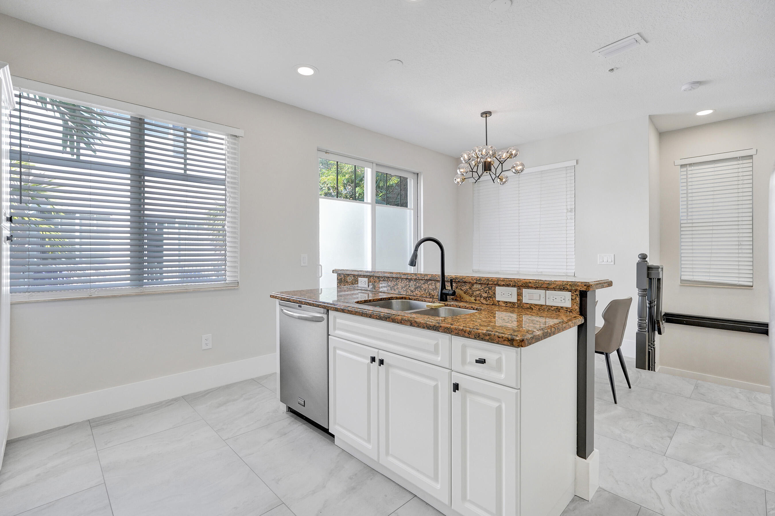 3600 Northwest 5th Terrace Boca Raton, FL 33431 - Photo 15 of 36 DSC06730