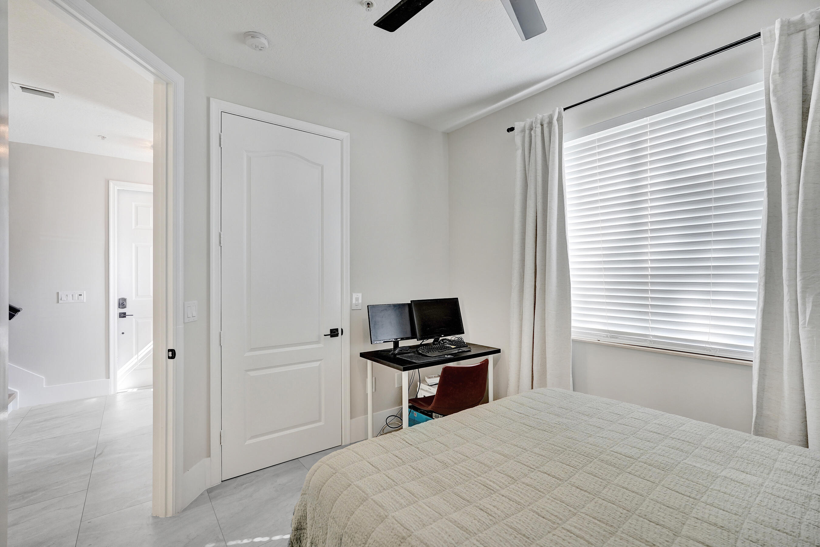 3600 Northwest 5th Terrace Boca Raton, FL 33431 - Photo 4 of 36 DSC06688