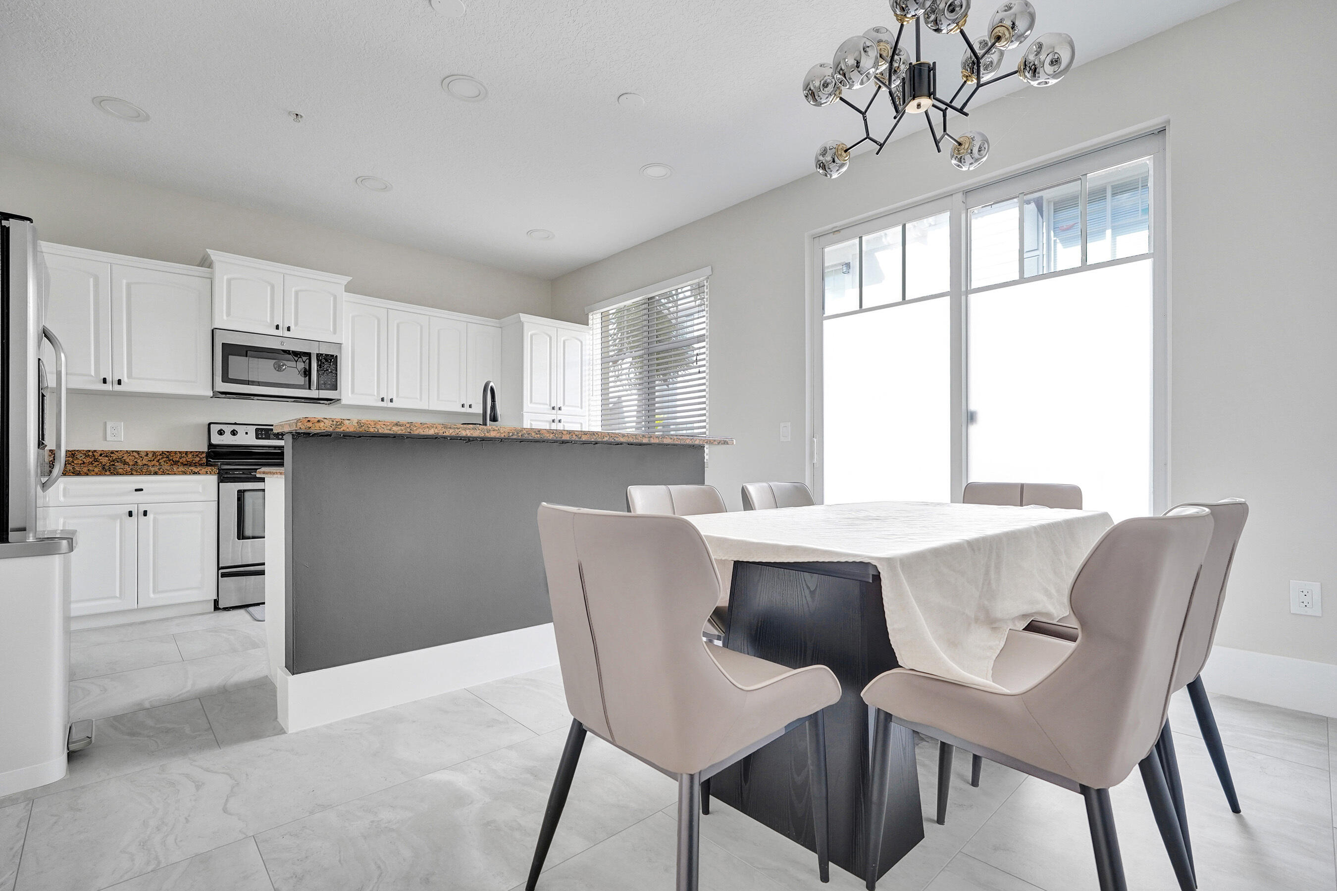 3600 Northwest 5th Terrace Boca Raton, FL 33431 - Photo 10 of 36 DSC06715