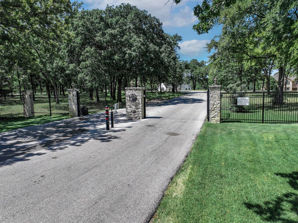 Tbd Inner Circle Tool, TX 75143 - Photo 23 of 24 View of asphalt road with a gate